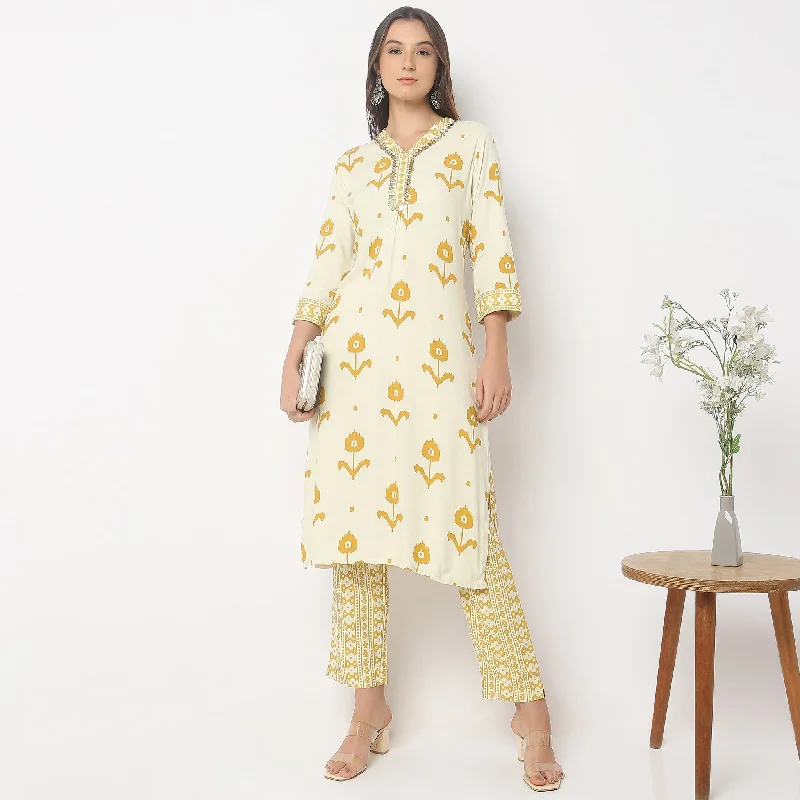 Regular Fit Printed Kurta with Pant Set