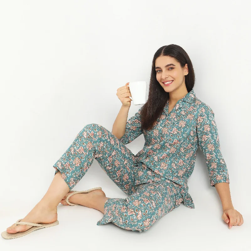 Regular Fit Printed T-shirt with Pyjama Sleepwear Set