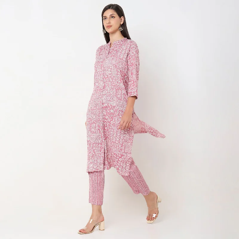 Regular Fit Printed Kurta with Pant Set