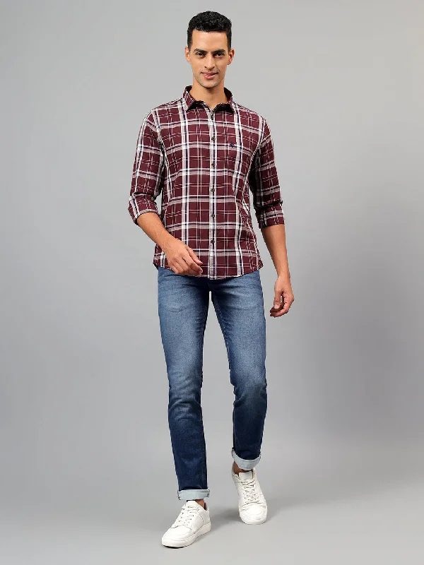 Track JacketsMen's Maroon Checked Full Sleeves Casual Shirt